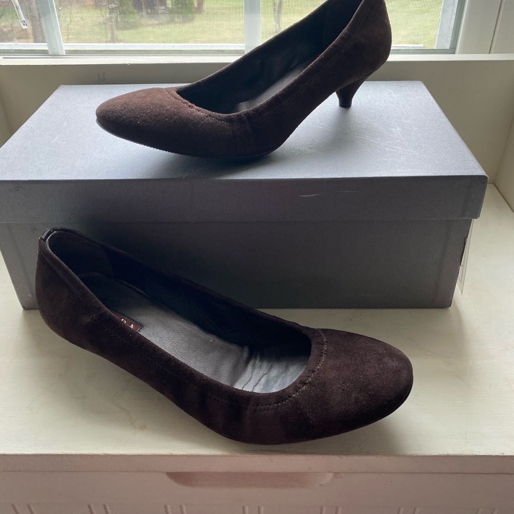Prada calzature donna camoscio classi suede pump